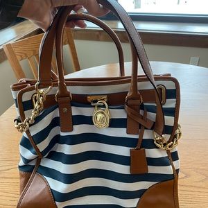 Michael Kors Purse. Hamilton navy striped